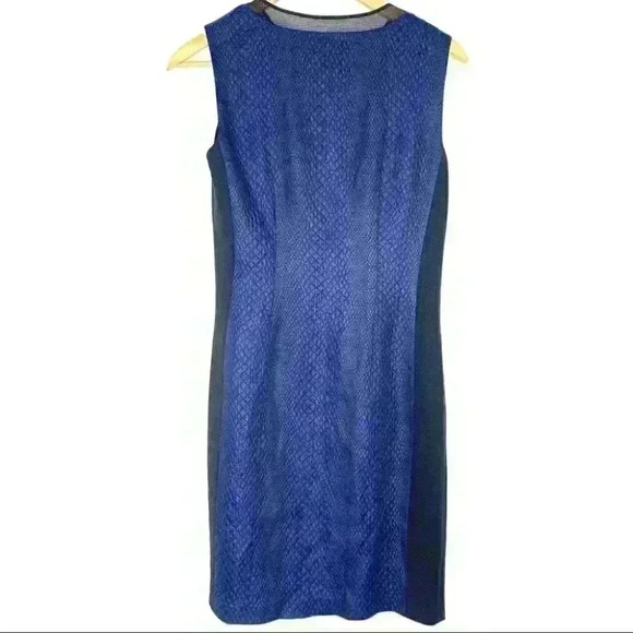 T Tahari blue snakeskin and black  print front zipper a-line dress  6 - Picture 6 of 8